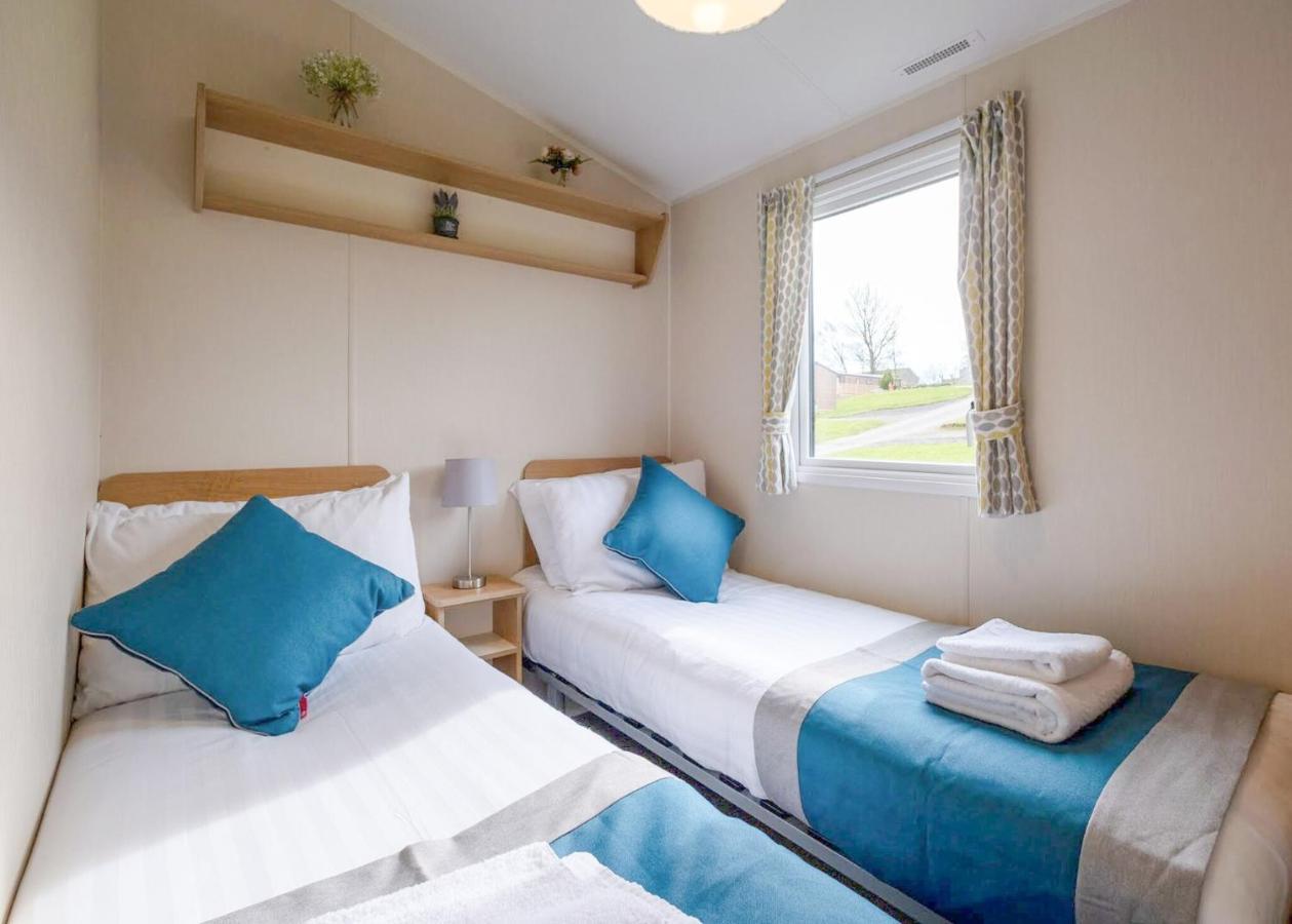 Hotel Docker Holiday Park Carnforth Exterior foto